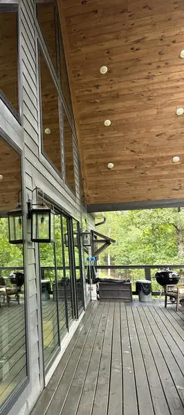 Back exterior windows after cleaning at a Drasco Arkansas lakehouse